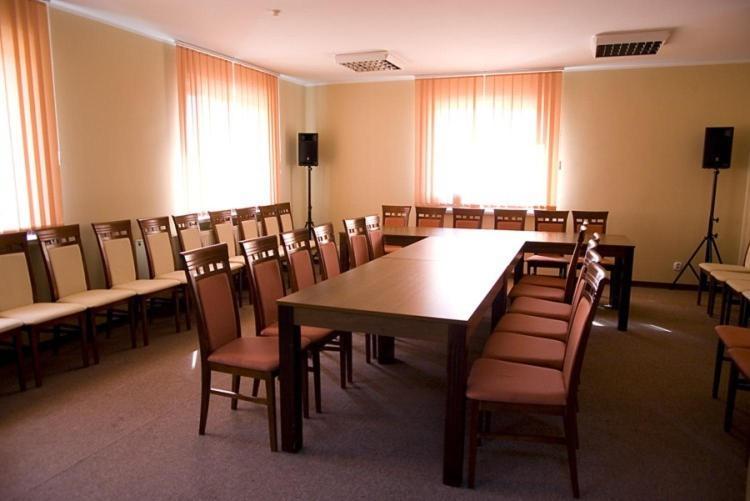 Amadeus Motel Łomża Екстериор снимка