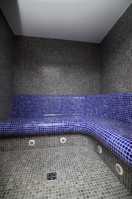 Amadeus Motel Łomża Екстериор снимка