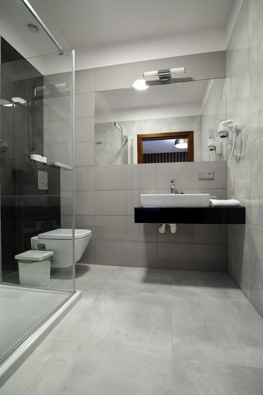 Amadeus Motel Łomża Екстериор снимка